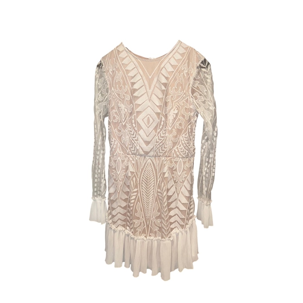 Hello Molly White Embroidered Lace Mini Dress Nude Lining Long Sleeve Size M 6